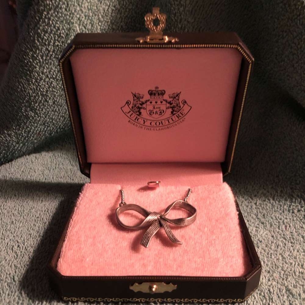 Vintage NWT Juicy Couture Bow Necklace
